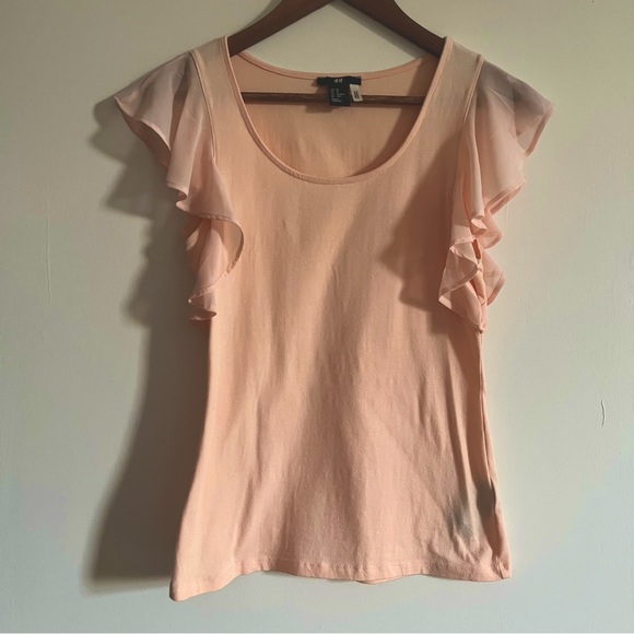 Salmon coral tshirt with flowy ruffled sleeves - Picture 1 of 4